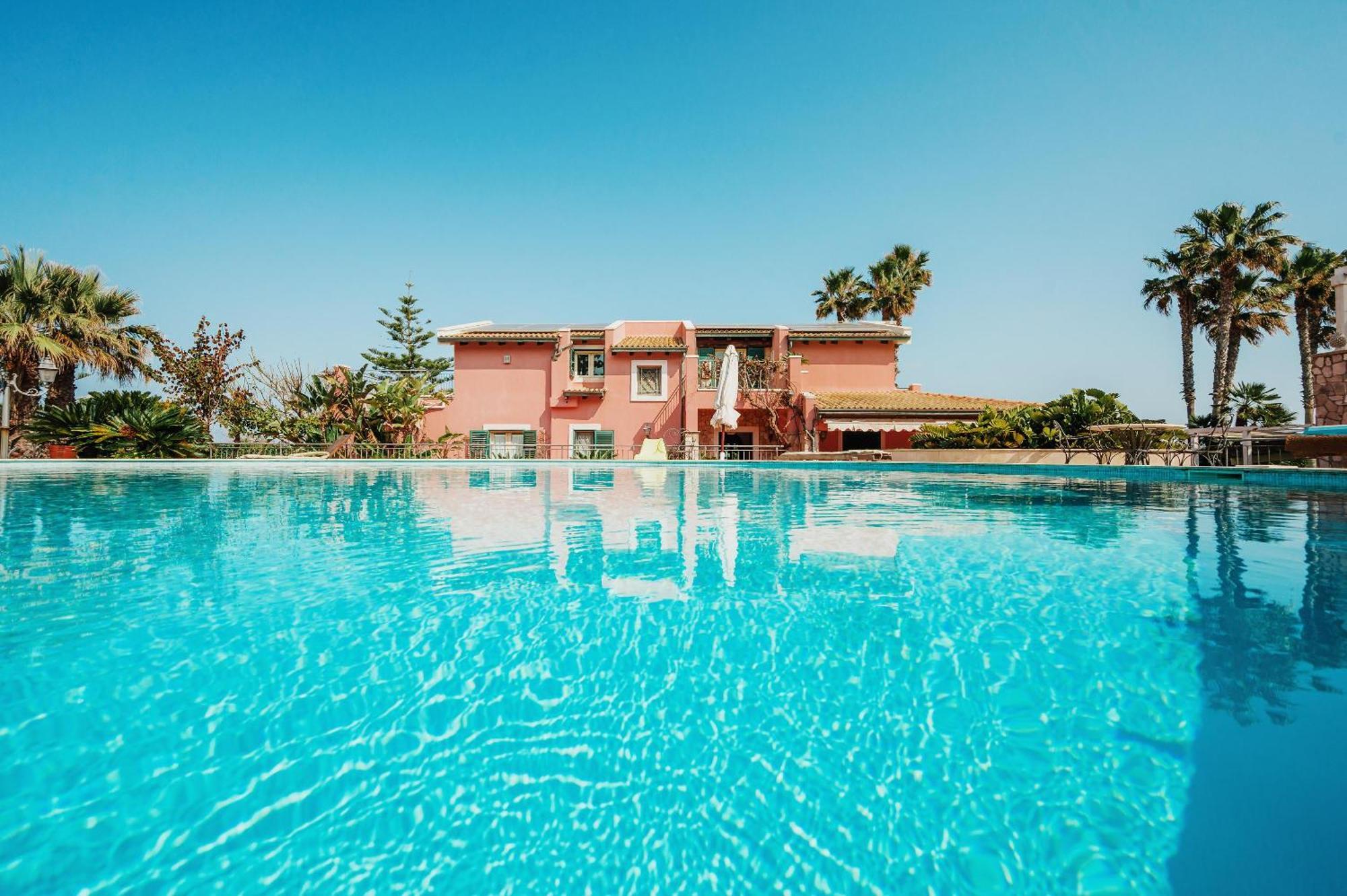 Fronte Spiaggia Zoe Villa Augusta Buitenkant foto